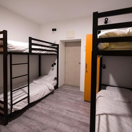 Hostel Evropa Nikšić Екстериор снимка