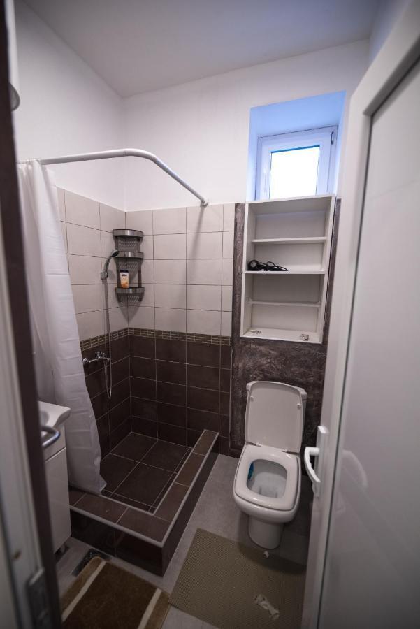 Hostel Evropa Nikšić Екстериор снимка
