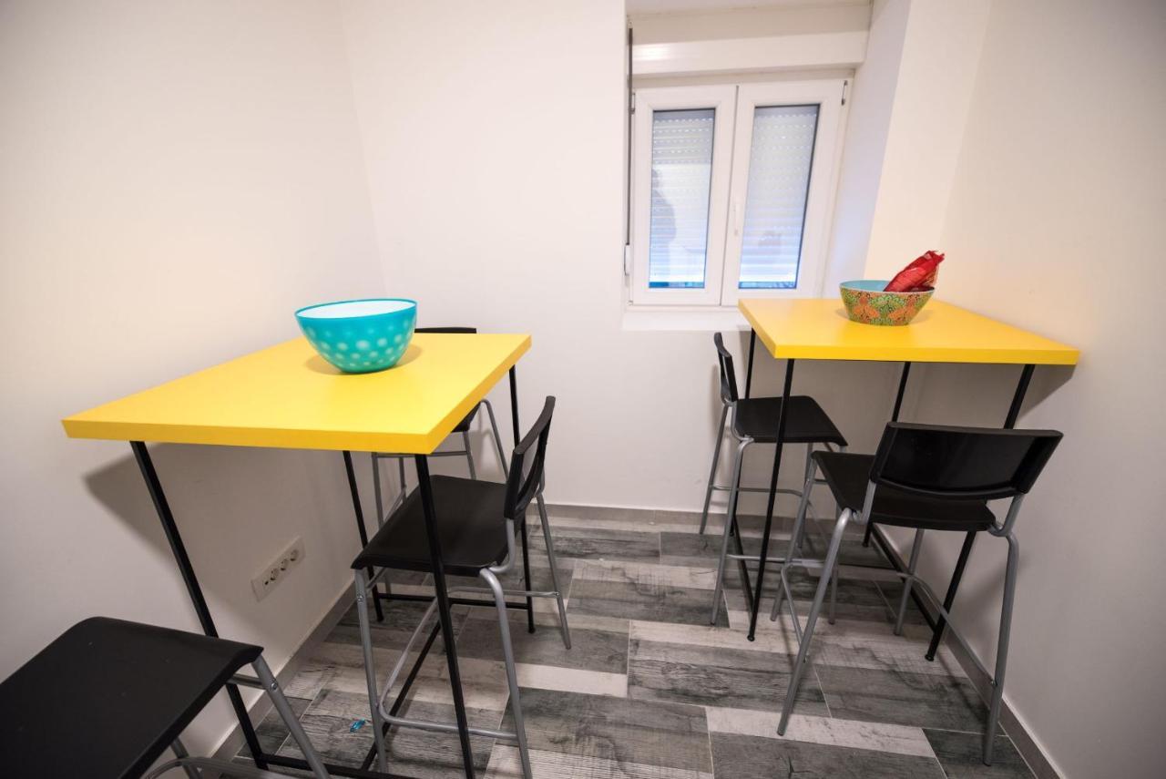 Hostel Evropa Nikšić Екстериор снимка