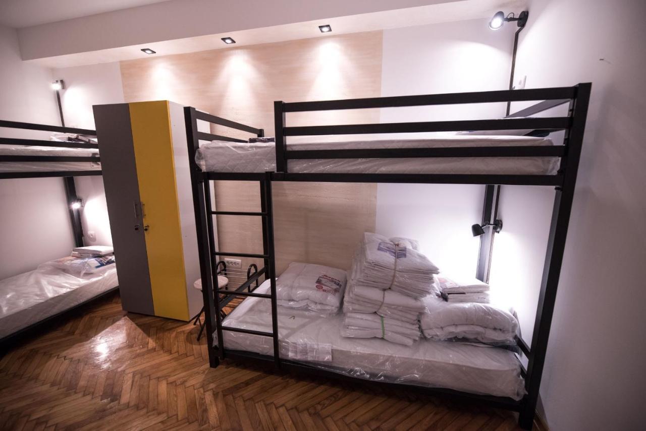 Hostel Evropa Nikšić Екстериор снимка
